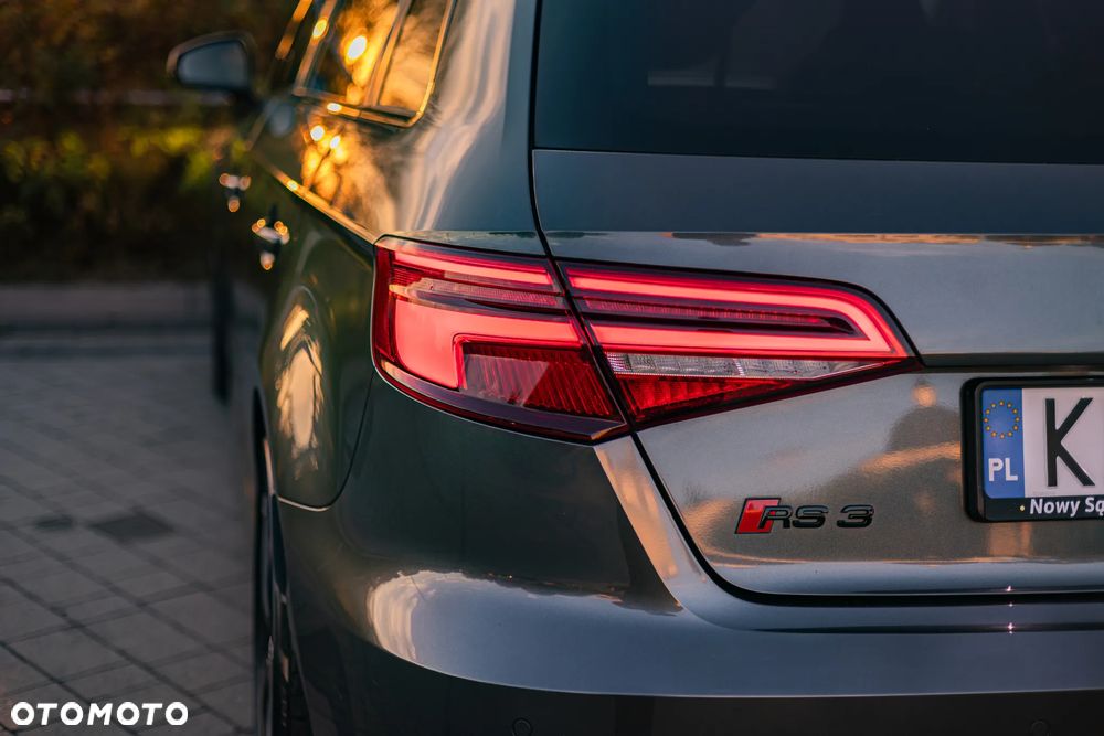 Audi RS3 Sportback TFSI quattro S tronic - 13