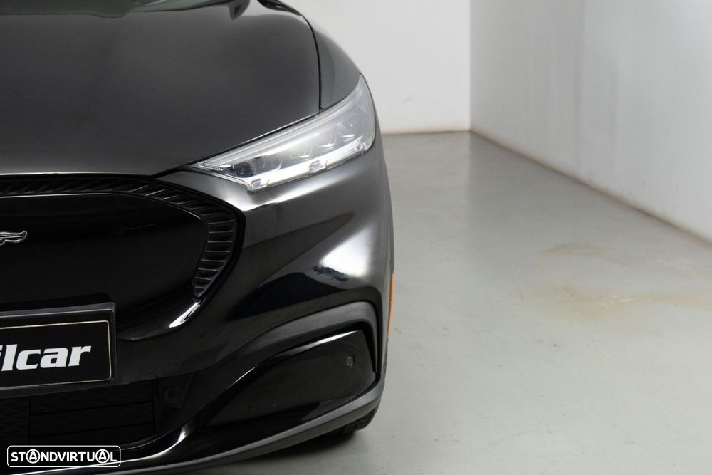 Ford Mustang Mach-E Standard - 20