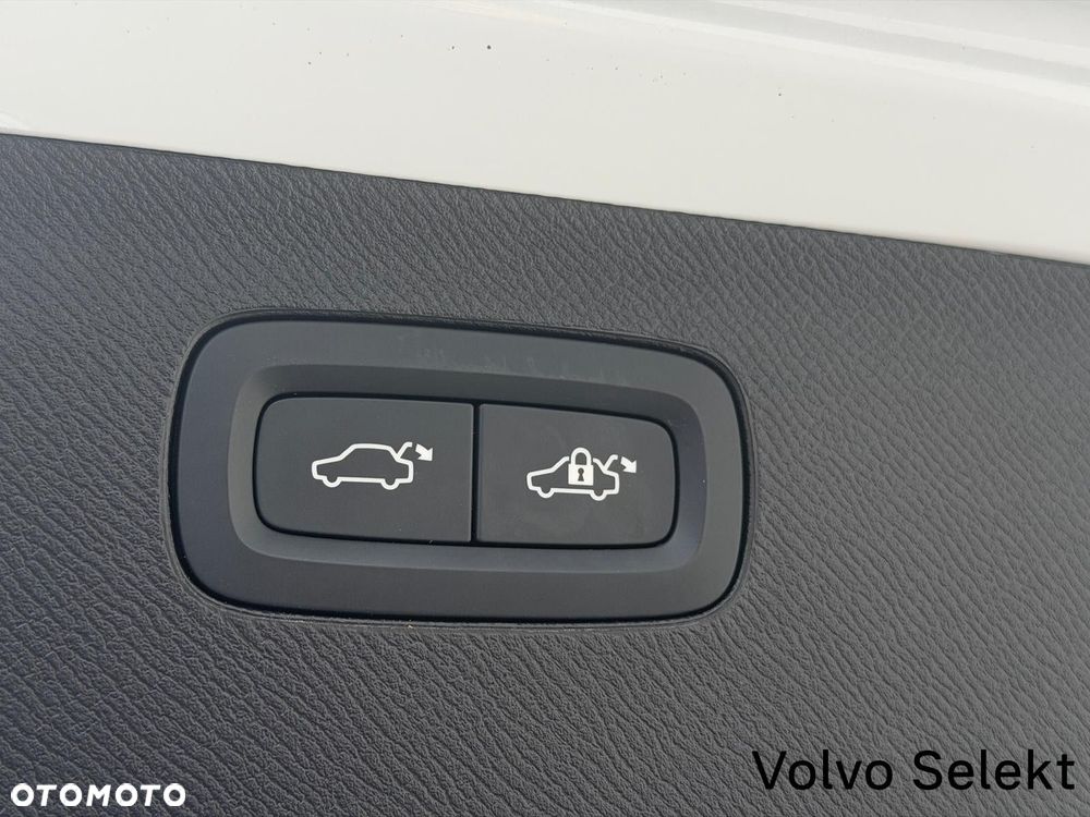 Volvo XC 90 - 12