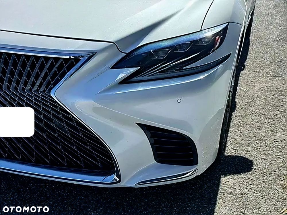 Lexus LS 500 Omotenashi AWD - 2