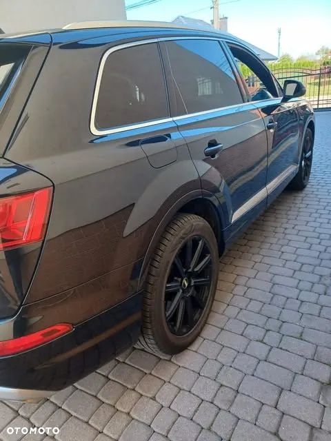 Audi Q7 - 3