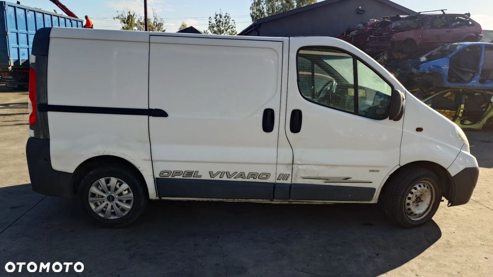 Opel Vivaro 07R 2.0 84 KW NA CZĘŚCI - 4