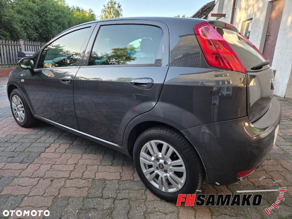 Fiat Punto 1.2 Young - 11