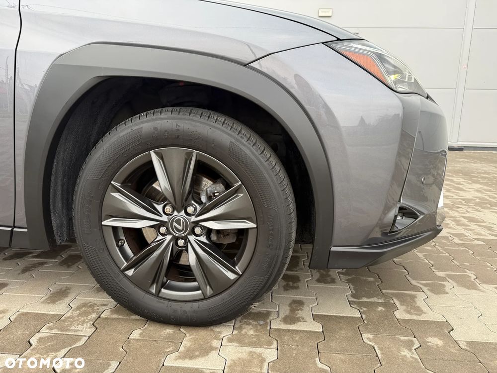 Lexus UX 250h GPF Prestige AWD - 26