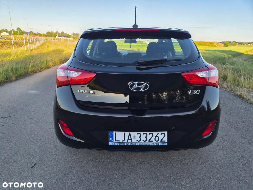 Hyundai i30 blue 1.6 CRDi Classic Navigation - 28