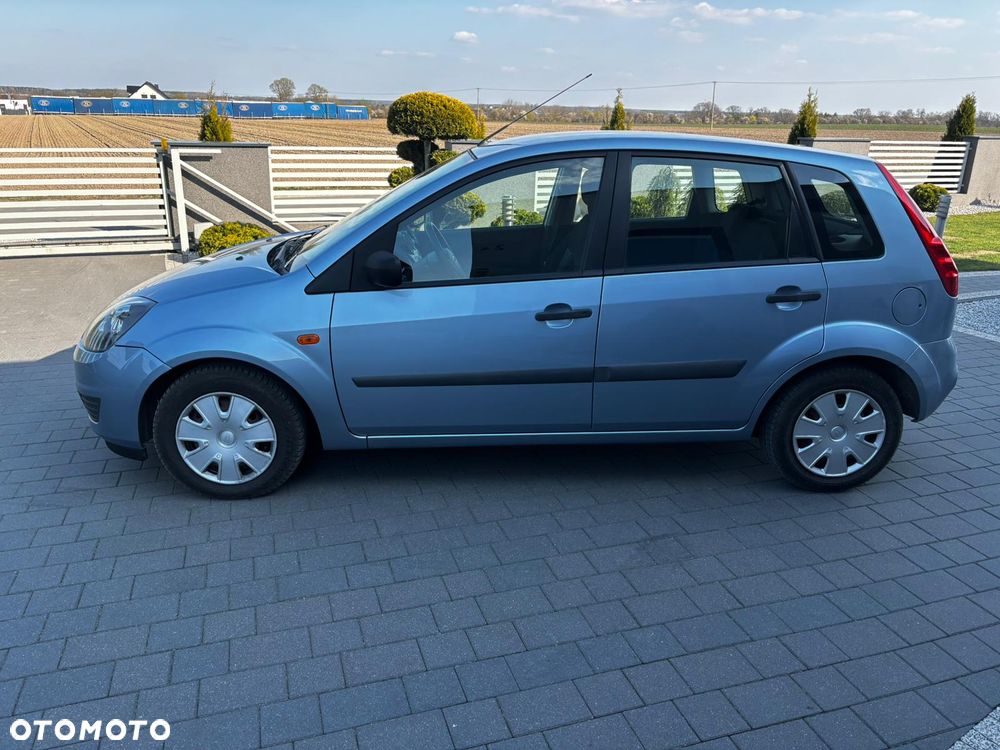 Ford Fiesta 1.3 Connection - 2