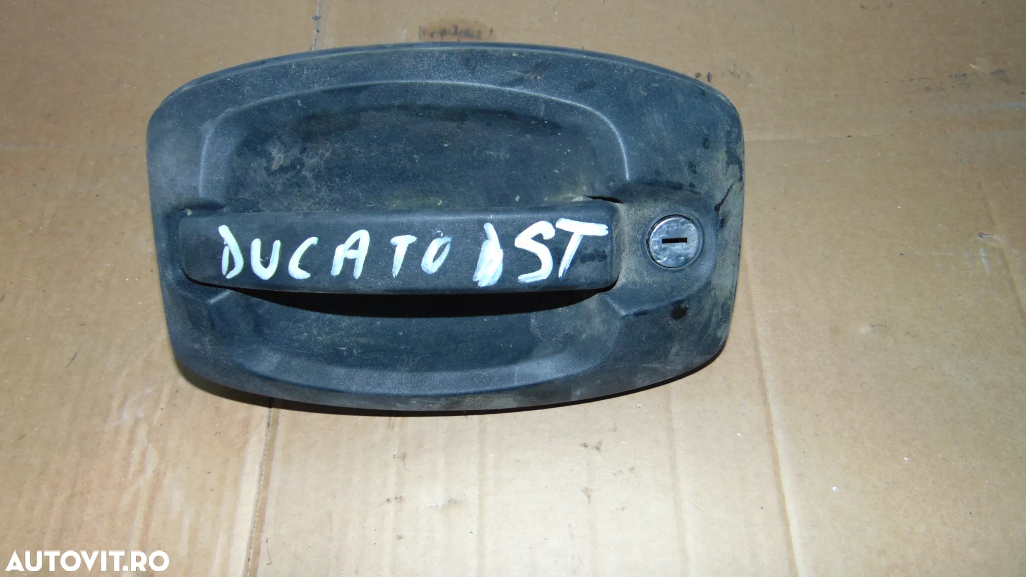 Maner usa stanga Fiat Ducato 2.3 Euro 5 tip motor F1AE3481D an 2012-2015 - 2
