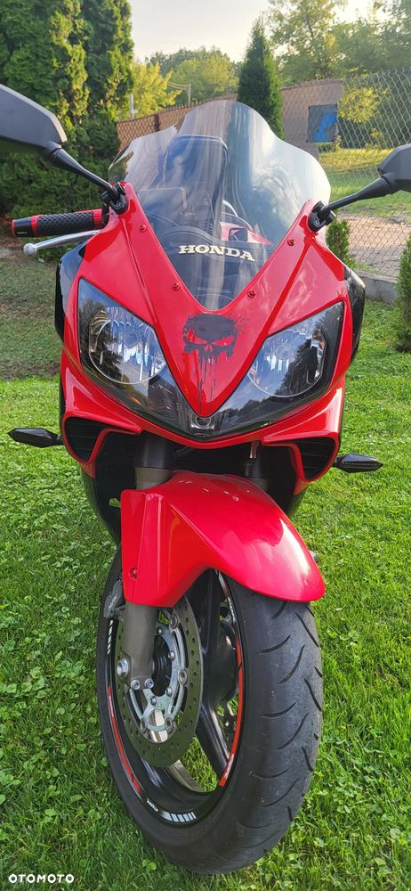 Honda CBR - 6