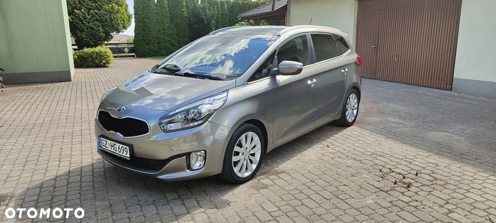 Kia Carens 1.7 CRDi XL 7os - 13