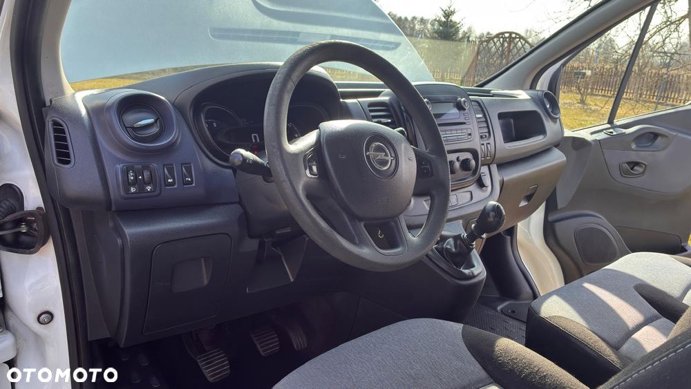 Opel Vivaro - 14