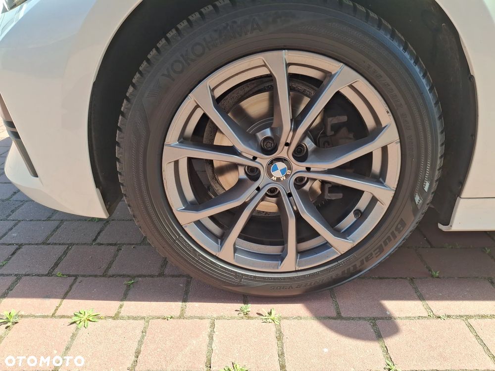 BMW Seria 3 318i - 18