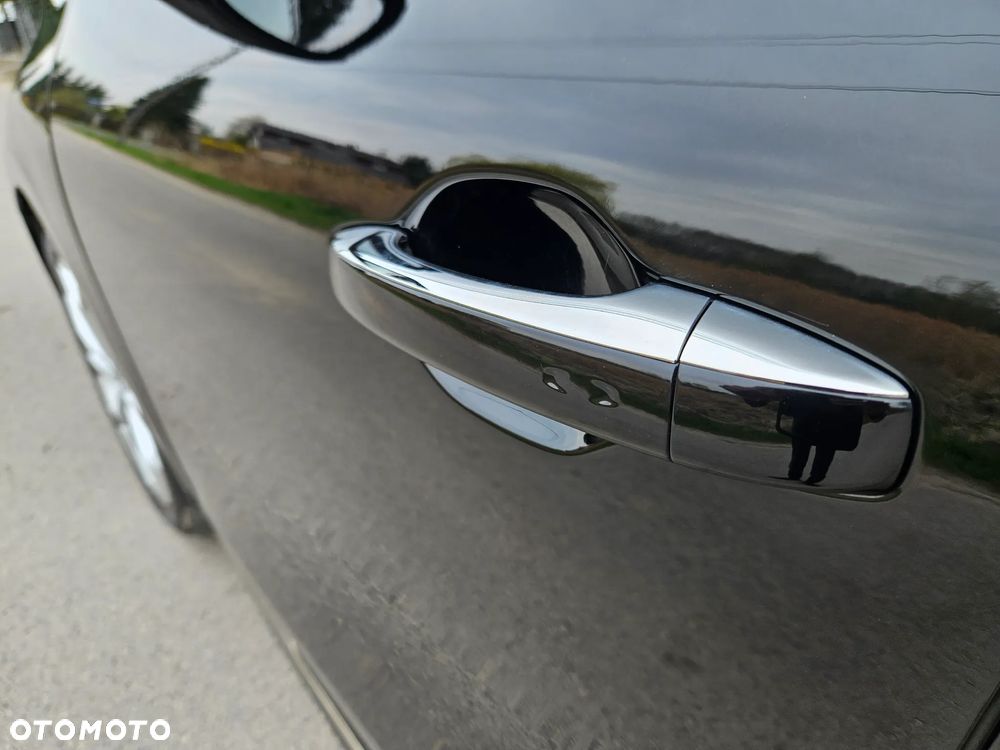 Renault Scenic ENERGY TCe 130 INTENS - 4