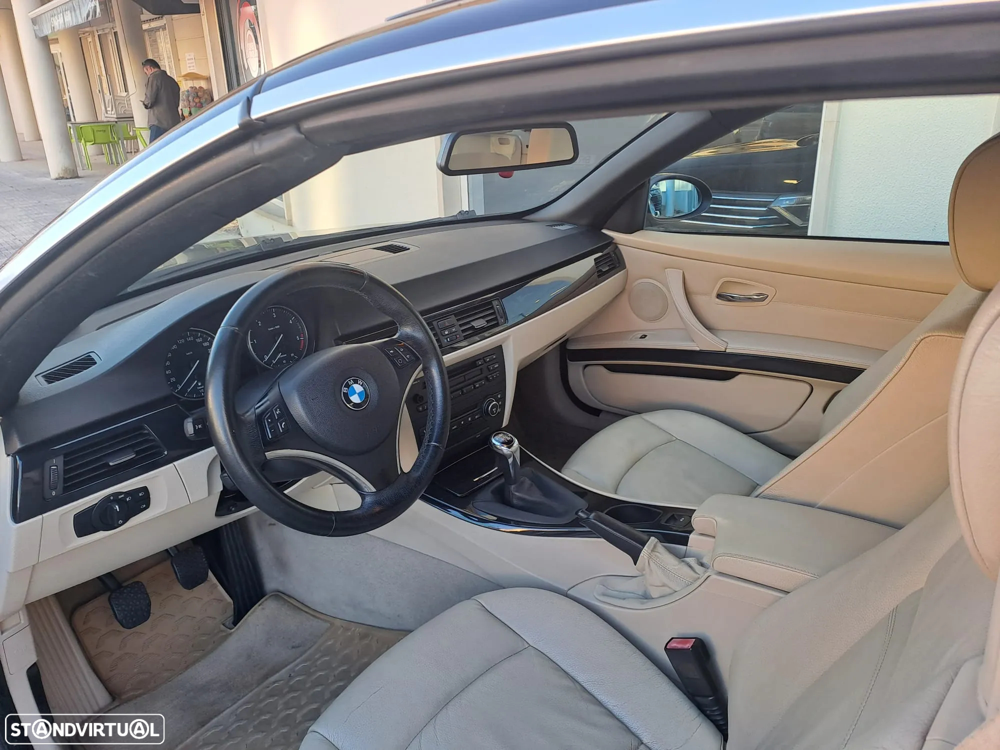 BMW 320 d Cabrio - 24