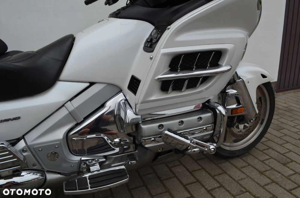 Honda GL - 10