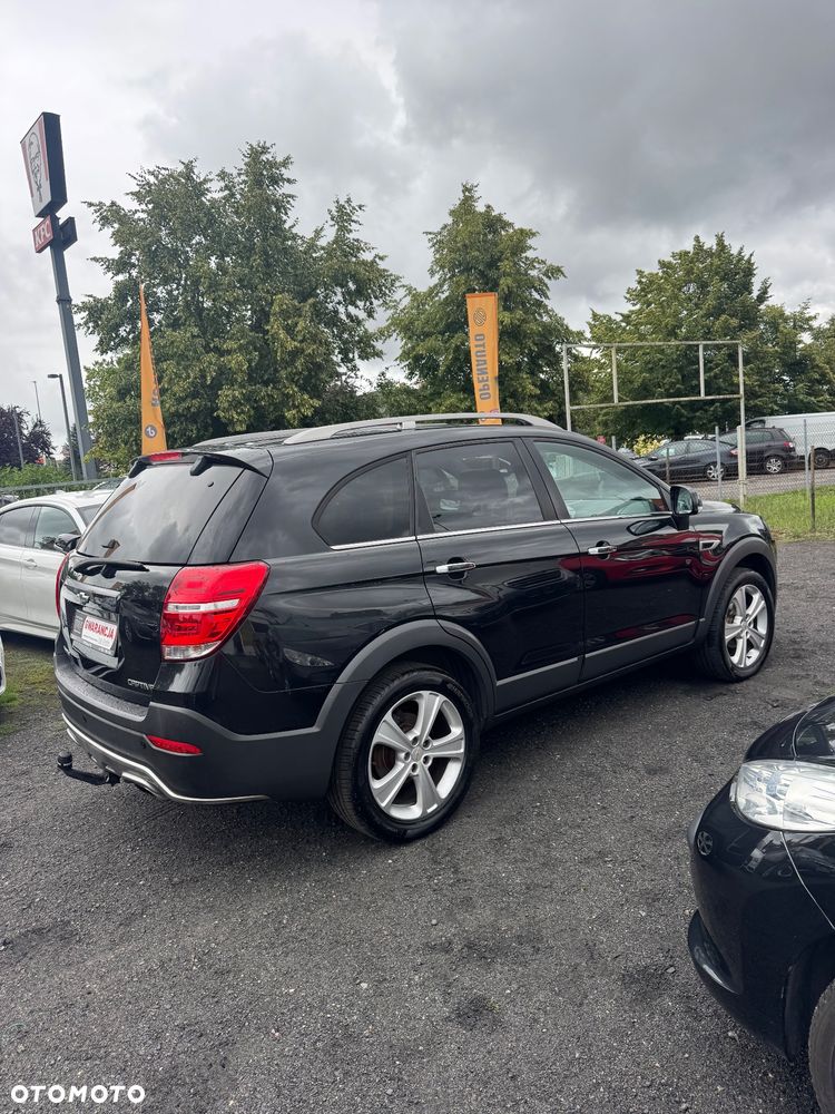 Chevrolet Captiva 2.2 D LTZ - 3
