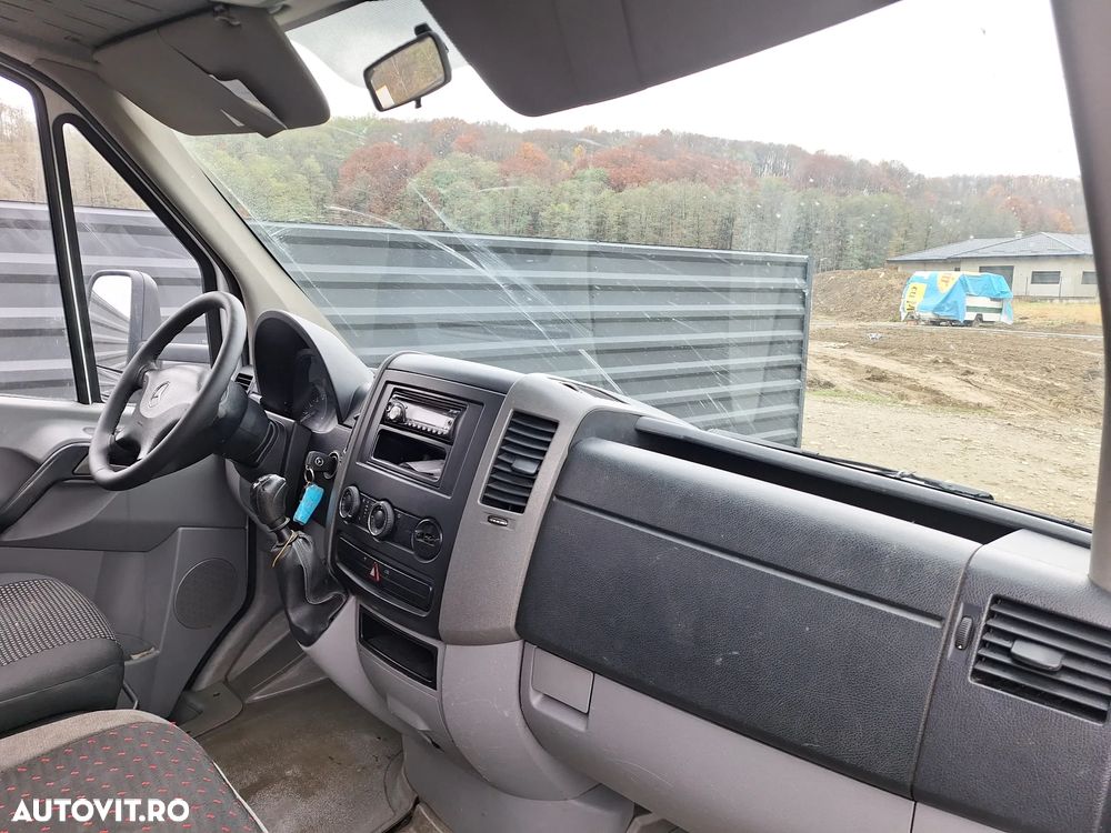 Mercedes-Benz Sprinter - 7