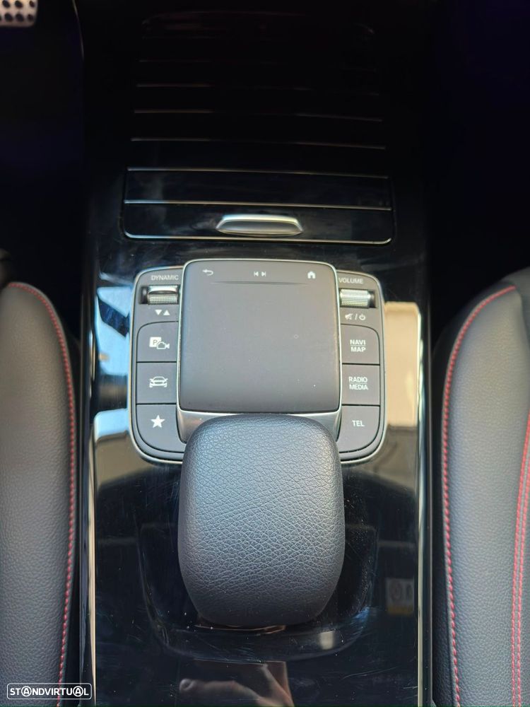 Mercedes-Benz CLA 200 - 13