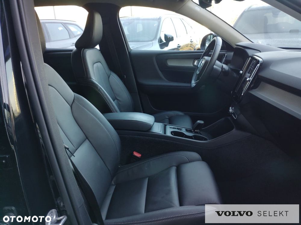 Volvo XC 40 - 23