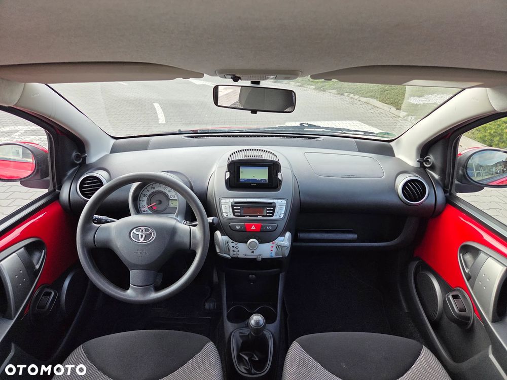 Toyota Aygo CoolRed - 9