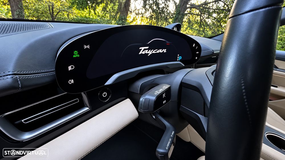 Porsche Taycan Bateria Performance Plus - 29