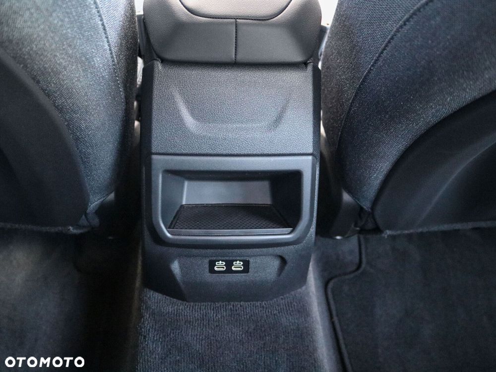 BMW Seria 2 216i - 20