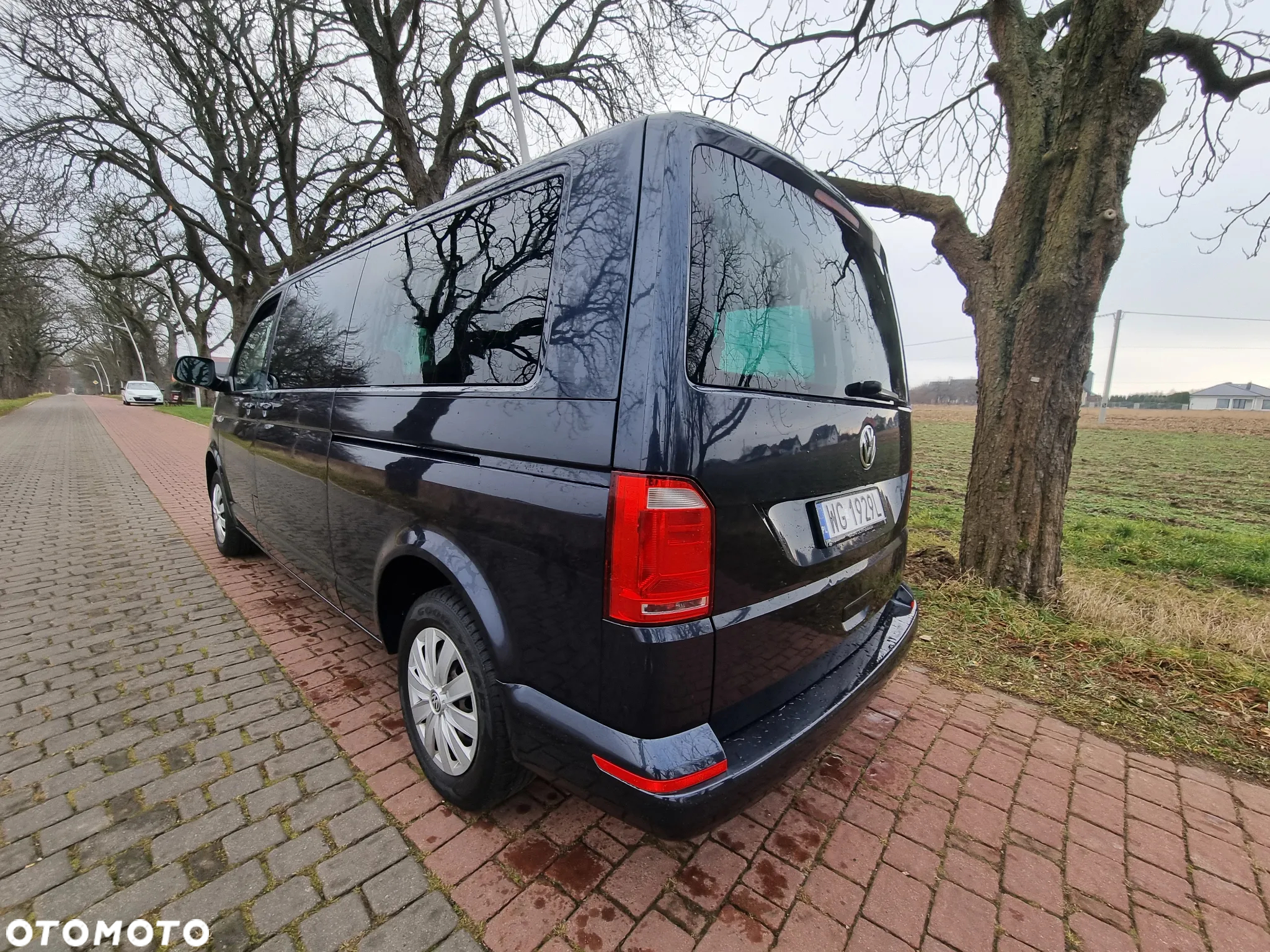 Volkswagen Caravelle 2.0 TDI L2 Highline - 24