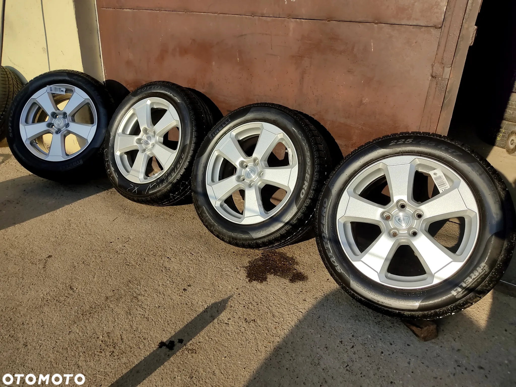 5x112 Felgi Aluminiowe Alufelgi 17 AUDI A3 8P Skoda OCTAVIA II III SEAT LEON 2 TOLEDO 3 ALTEA XL VW CADDY GOLF 5 6 TOURAN MERCEDES A KLASA W176 B W246 CLA W117 VITO VIANO V W639 MINI BMW Koła Zimowe Zima 225/55 - 2