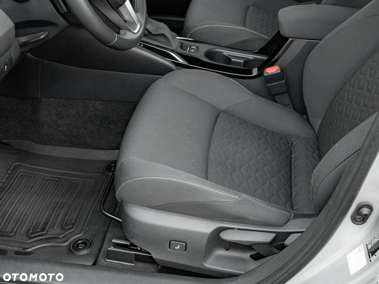 Toyota Corolla - 13