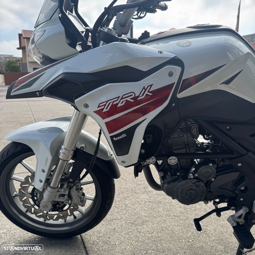 Benelli TRK 251 - 8