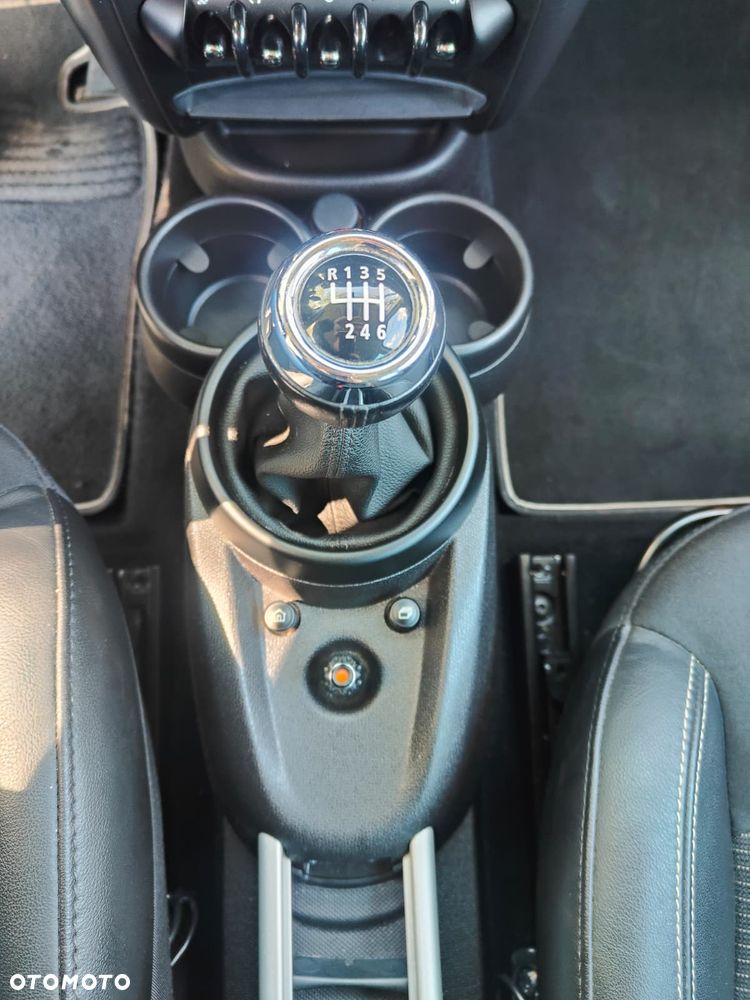 MINI Countryman Cooper SD All4 Park Lane Chili - 16