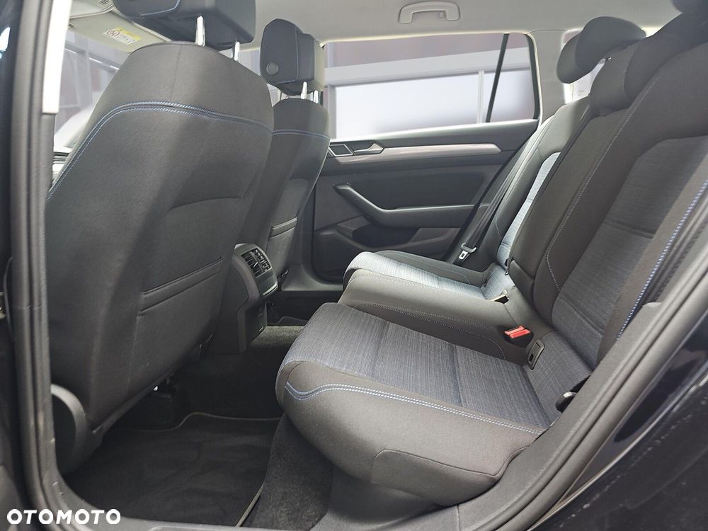 Volkswagen Passat Variant 1.4 TSI Plug-In Hybrid GTE DSG - 16