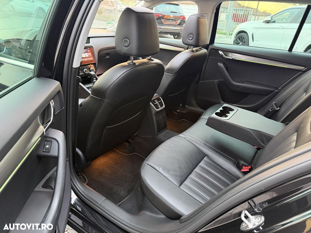 Skoda Octavia Combi Diesel 1.6 TDI DSG Style - 9