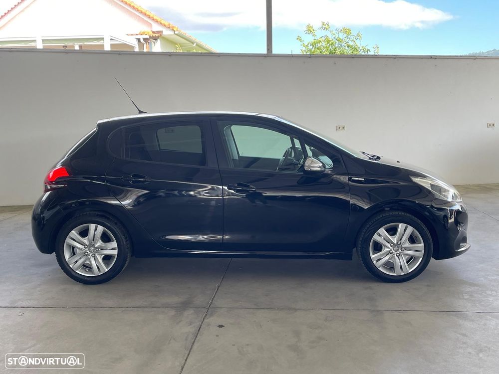 Peugeot 208 1.2 PureTech Style - 6