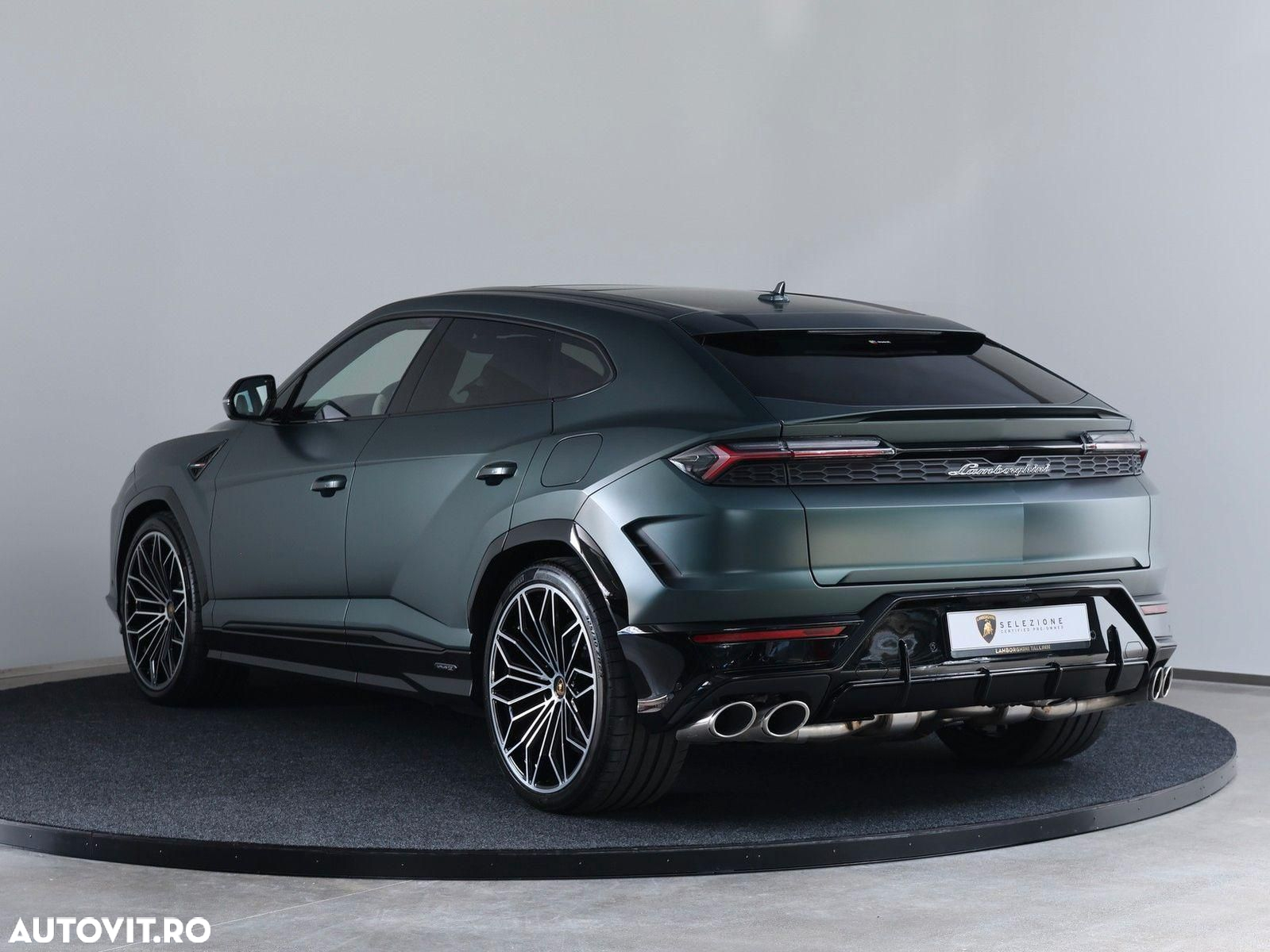 Lamborghini URUS - 7