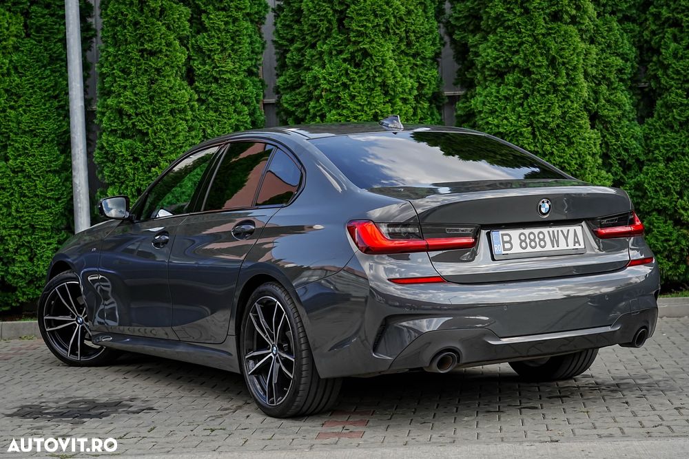 BMW Seria 3 318i Aut. M Sport - 13
