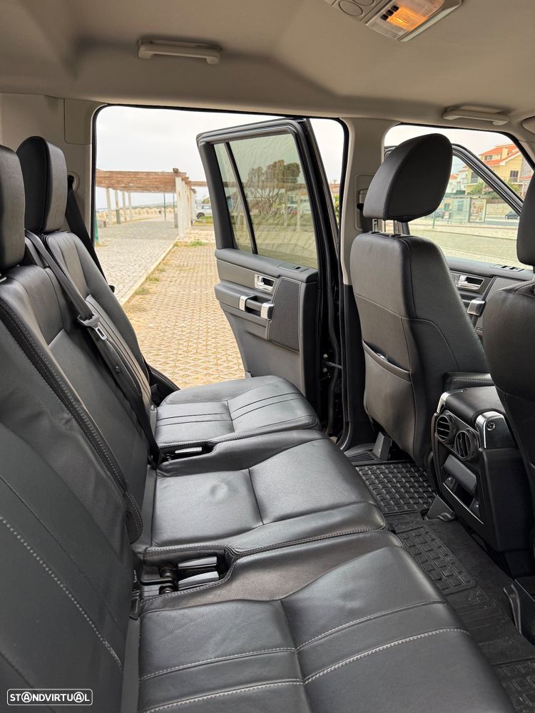 Land Rover Discovery SD V6 HSE - 23