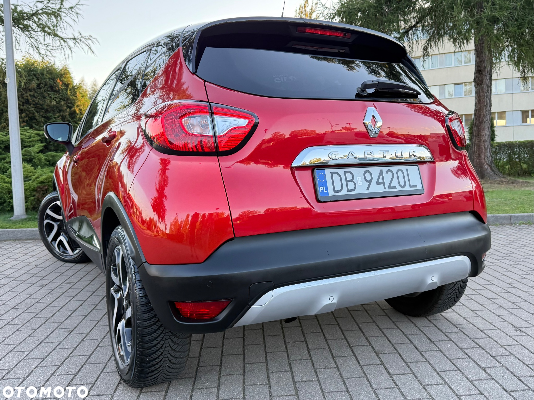 Renault Captur 1.2 Energy TCe Night&Day EDC - 4