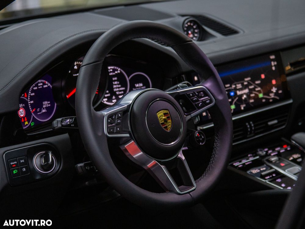 Porsche Cayenne Coupe Standard - 4