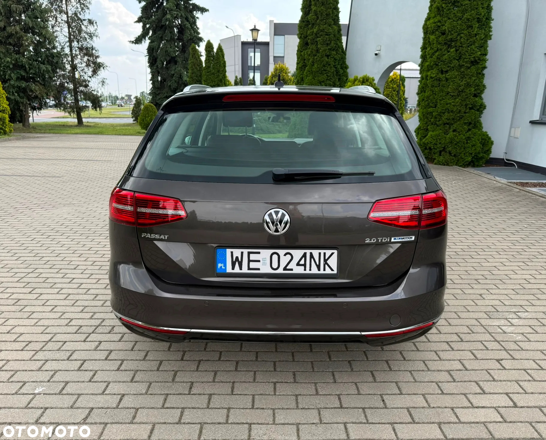 Volkswagen Passat 2.0 TDI BMT Highline - 12