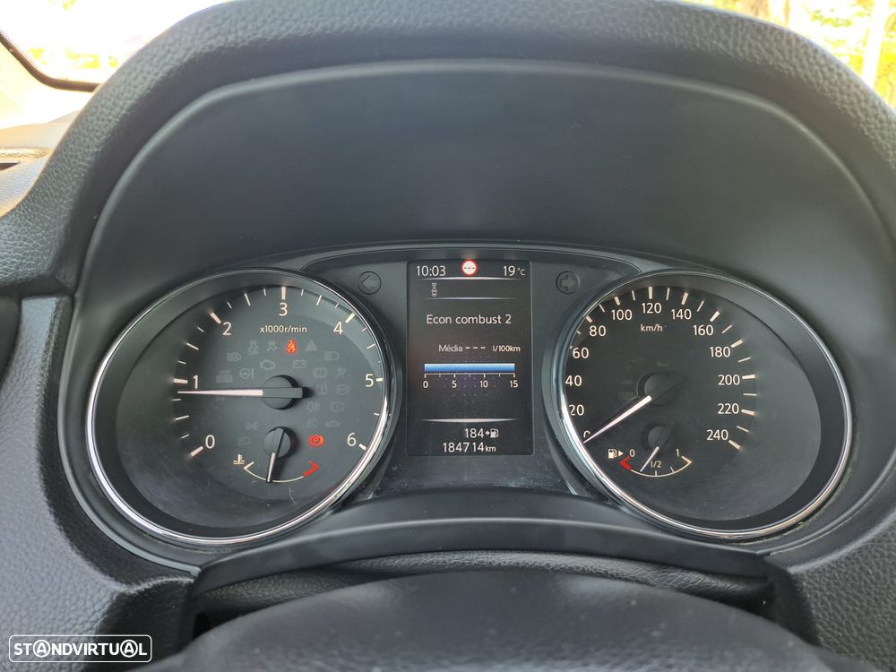 Nissan Qashqai 1.5 dCi N-Connecta 18 - 18