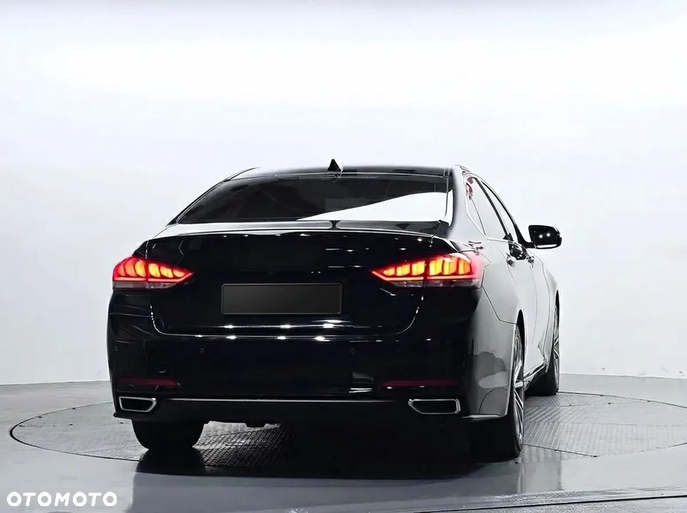 Genesis G80 - 4