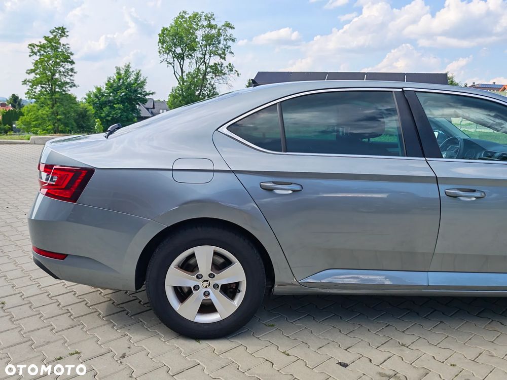 Skoda Superb 1.5 TSI ACT DSG Style - 6