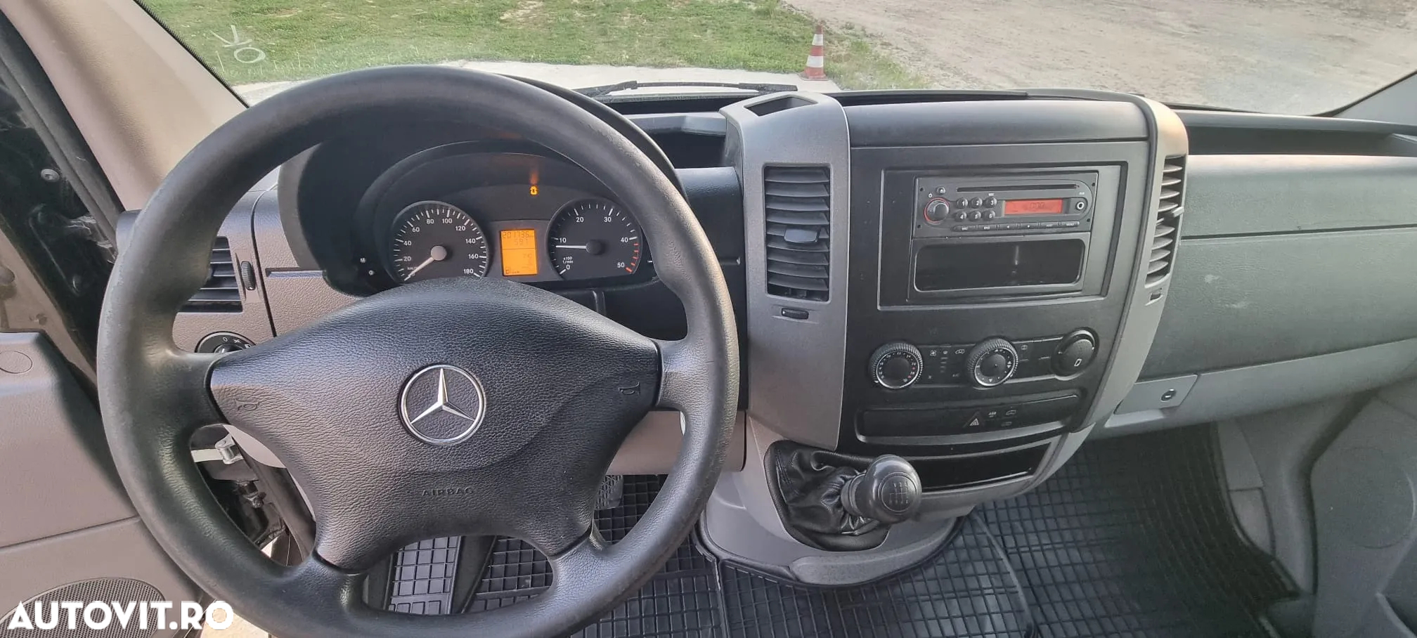 Mercedes-Benz Sprinter 311 CDI  L2 H2. - 9