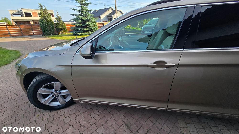 Volkswagen Passat 1.4 TSI BMT ACT Comfortline DSG - 25