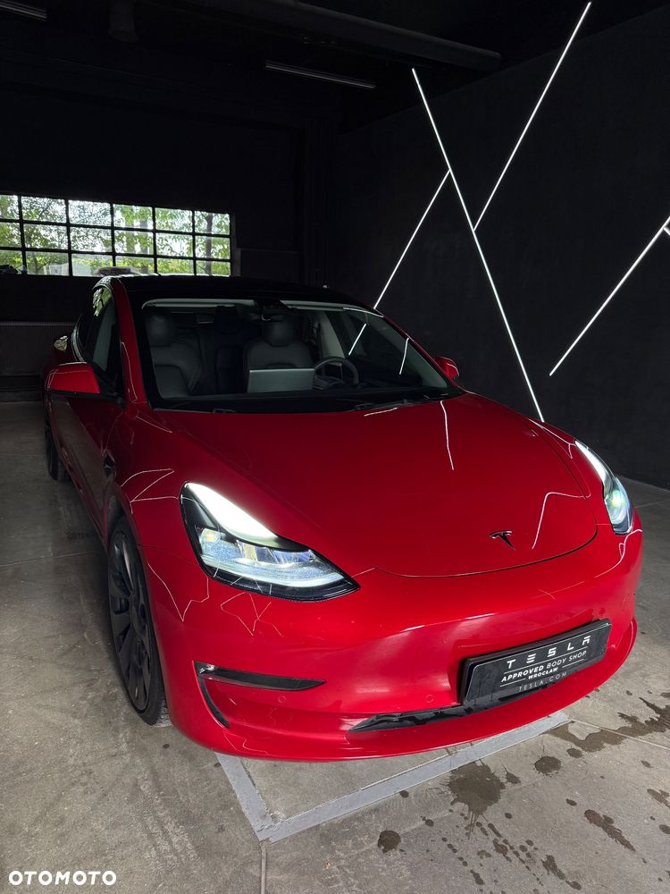 Tesla Model 3 - 2