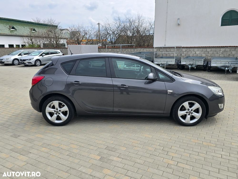 Opel Astra 1.6 Enjoy - 17