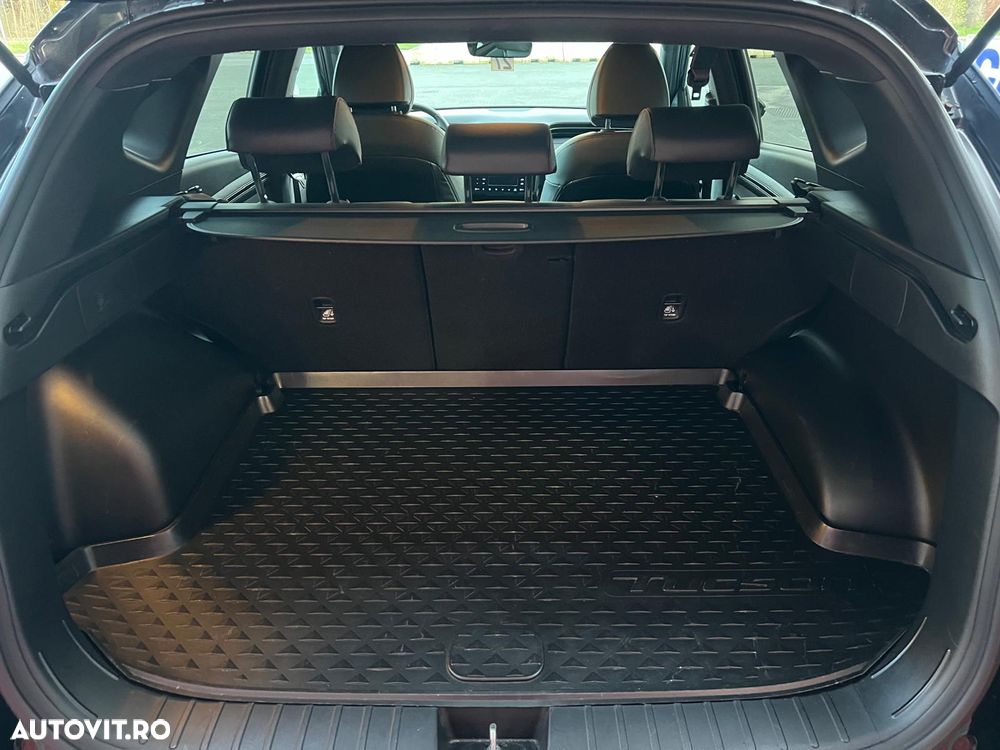 Hyundai Tucson 1.6 CRDi 48V-Hybrid 2WD DCT N Line - 8