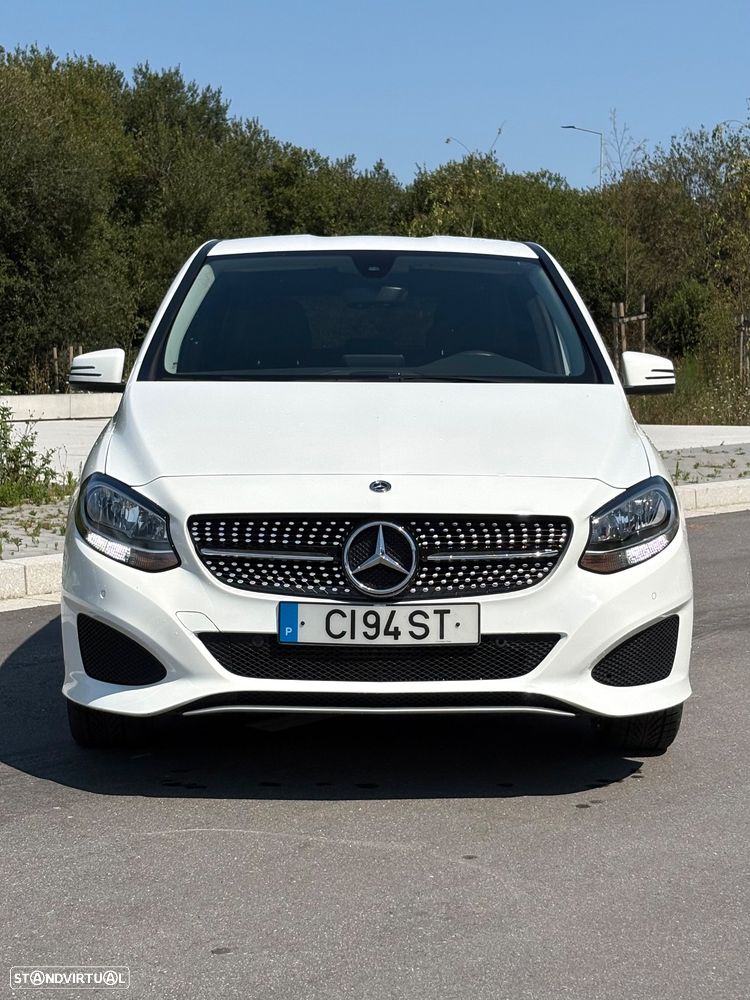 Mercedes-Benz B 220 - 2