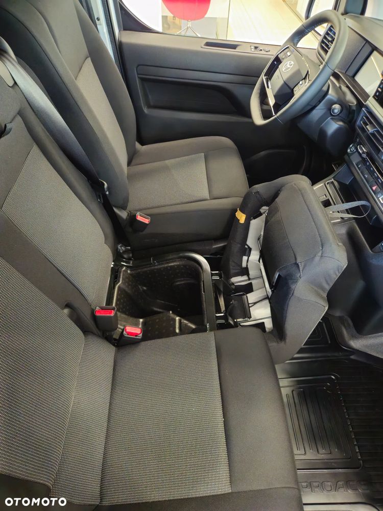 Toyota Proace - 15