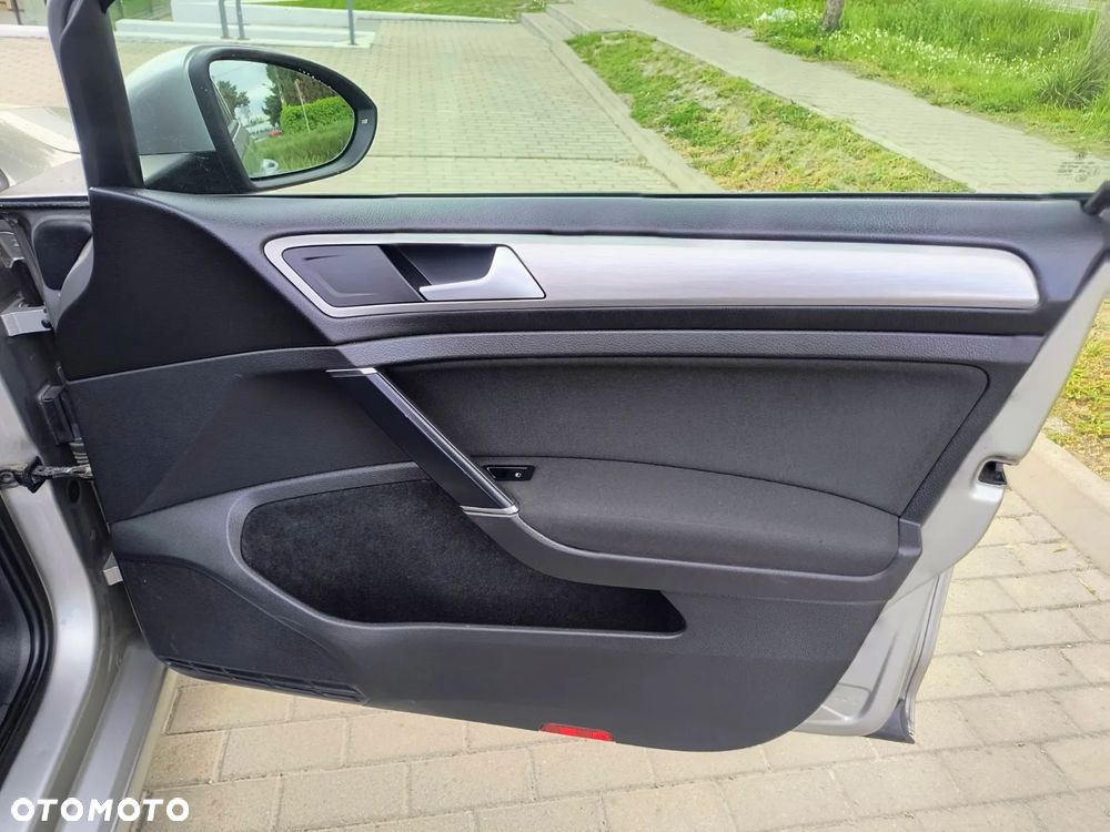 Volkswagen Golf 1.4 TSI BMT Comfortline - 13